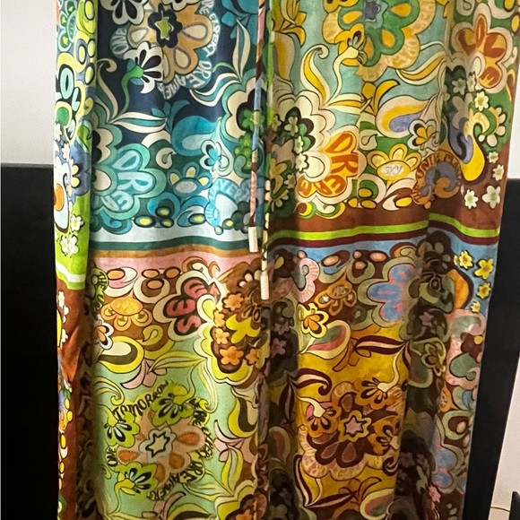 NWT Alémais “Dreamer” Wide Leg Silk Pants in “Multi” print - 10 (US)/14 (UK) - Picture 8 of 12